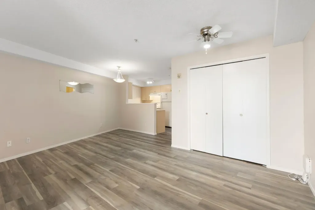 1620 70 Street SE Calgary AB T2A 7Z3
