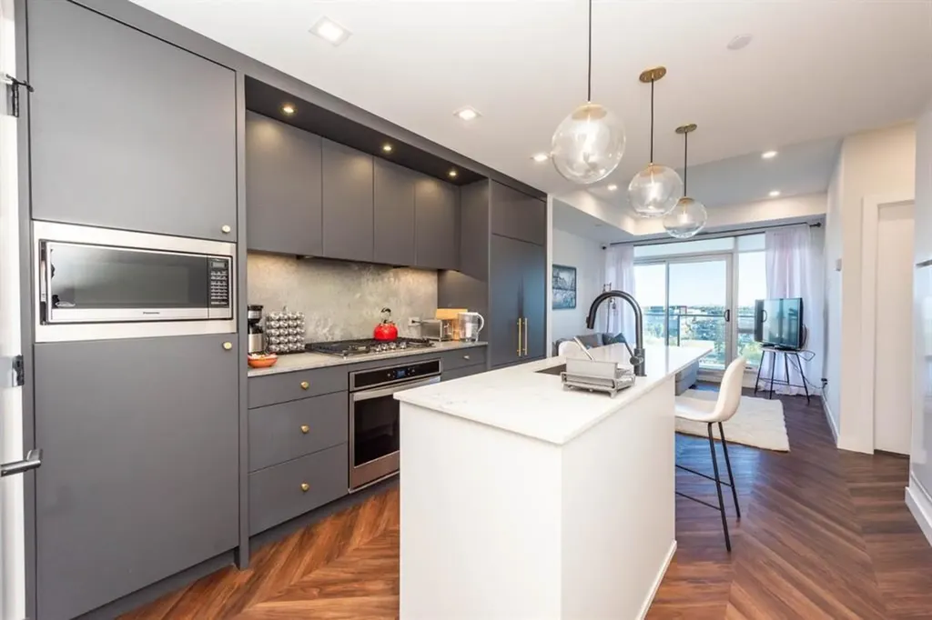 8505 Broadcast Avenue SW Calgary AB T3H6B5