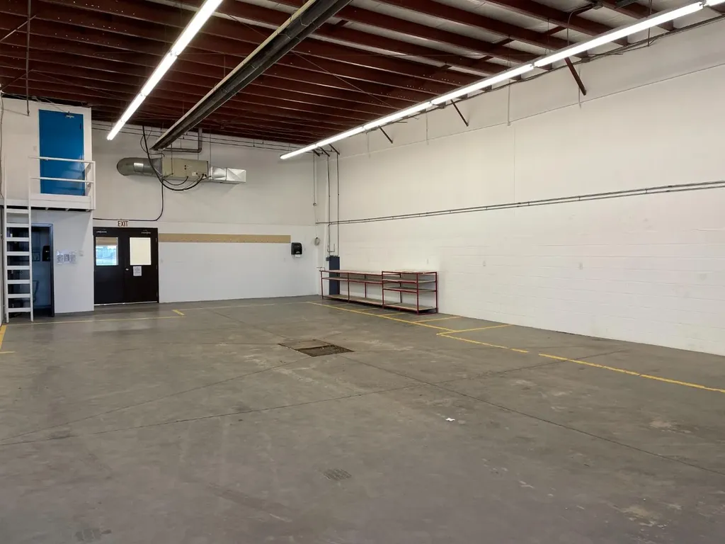11231 97 Avenue Grande Prairie AB T8V 5B8