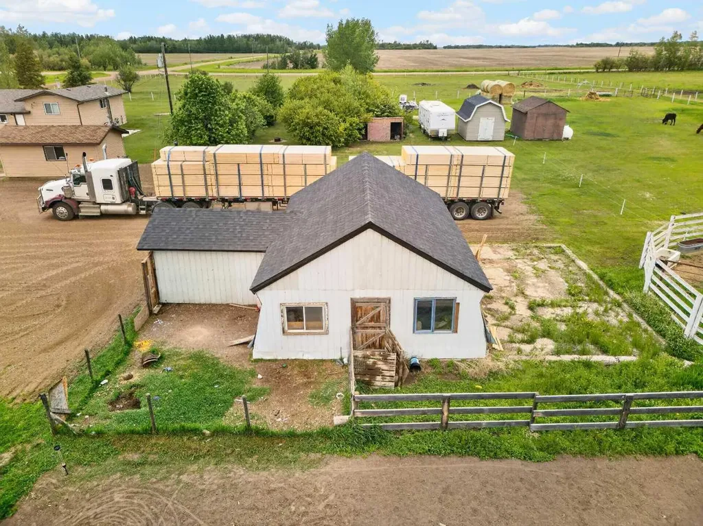105373 Range Road 144 La Crete AB T0H2H0