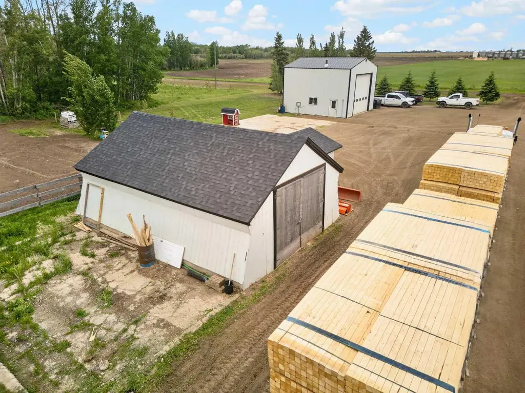 105373 Range Road 144 La Crete AB T0H2H0