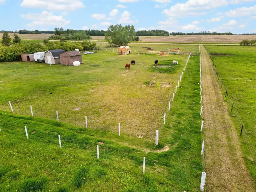 105373 Range Road 144 La Crete AB T0H2H0