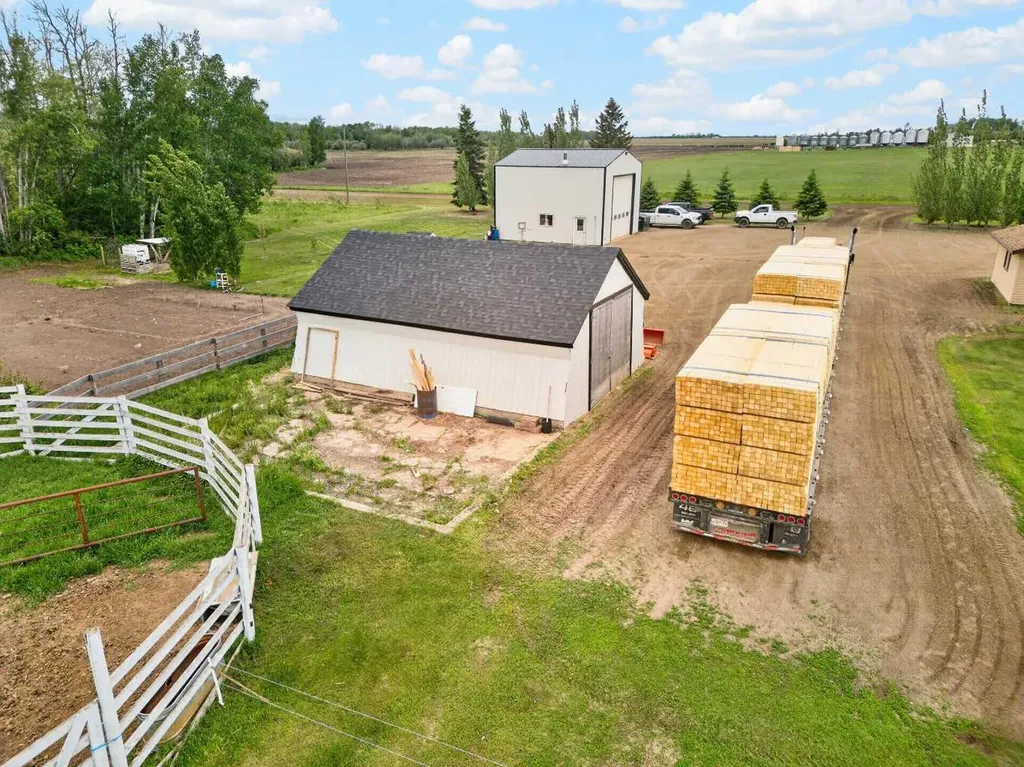 105373 Range Road 144 La Crete AB T0H2H0