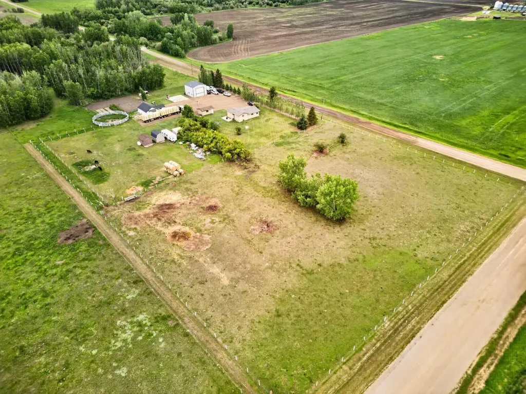 105373 Range Road 144 La Crete AB T0H2H0