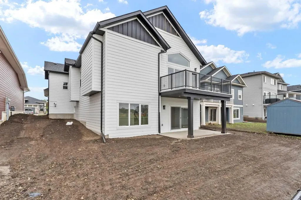 716 Mandalay Avenue Carstairs AB T0M 0N0
