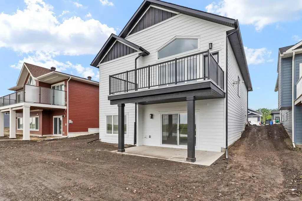 716 Mandalay Avenue Carstairs AB T0M 0N0