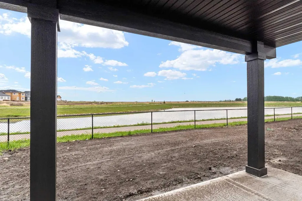 716 Mandalay Avenue Carstairs AB T0M 0N0