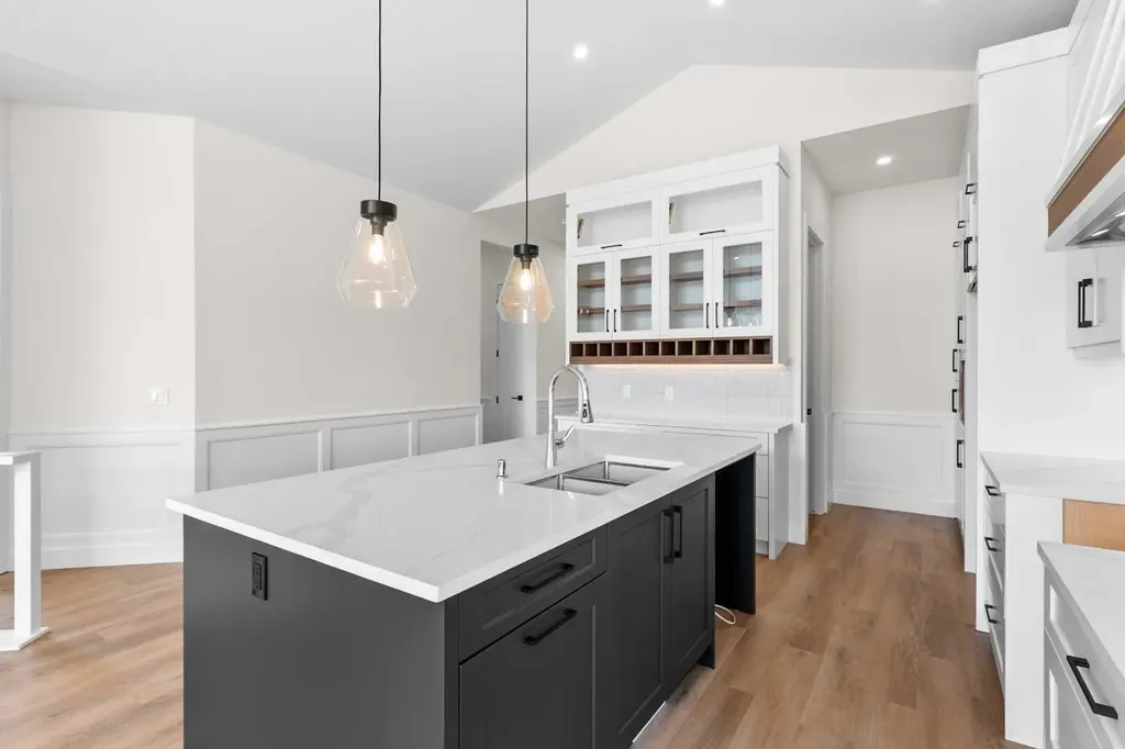 716 Mandalay Avenue Carstairs AB T0M 0N0