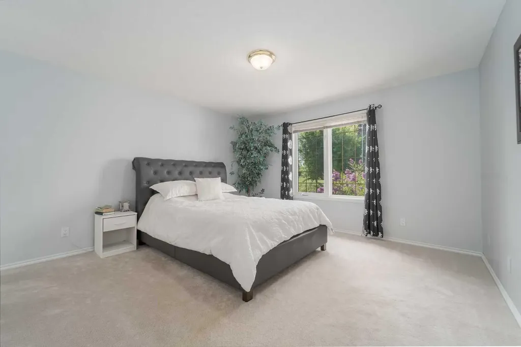 4612 50 Avenue Taber AB T1G 1G3