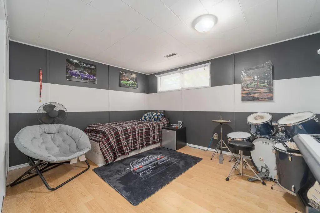 4612 50 Avenue Taber AB T1G 1G3