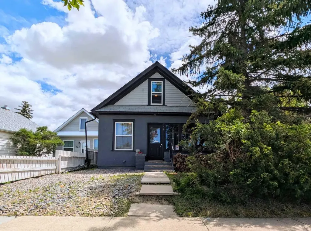 421 12 Street N Lethbridge AB T1H 2G6
