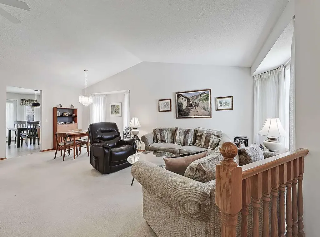 104 Riverside Place NW High River AB T1V 1X3