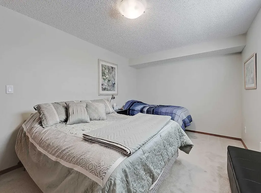 104 Riverside Place NW High River AB T1V 1X3