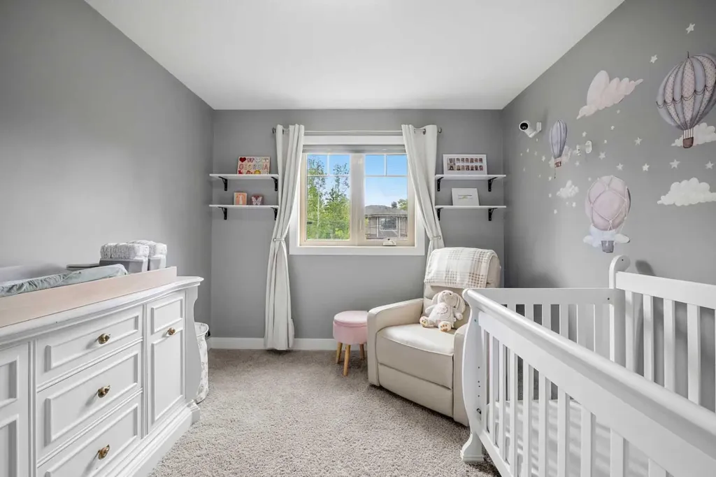 529 30 Avenue NW Calgary AB T2M 2N7