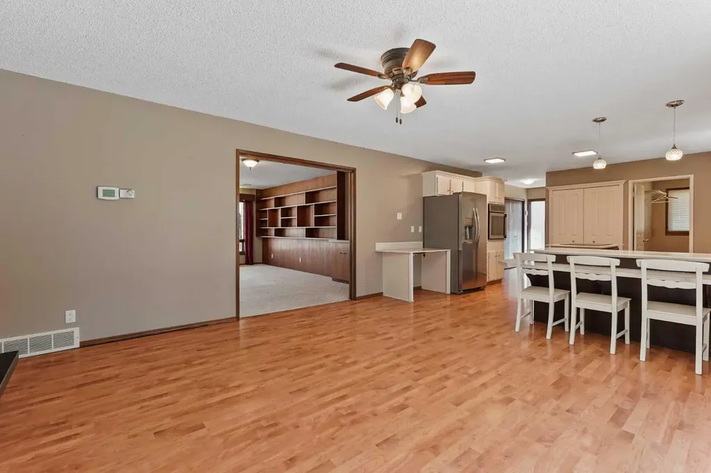 416 7 Street N Picture Butte AB T0K 1V0
