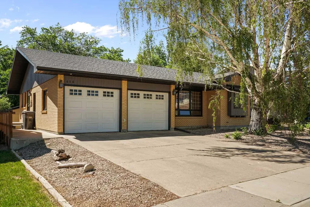 416 7 Street N Picture Butte AB T0K 1V0