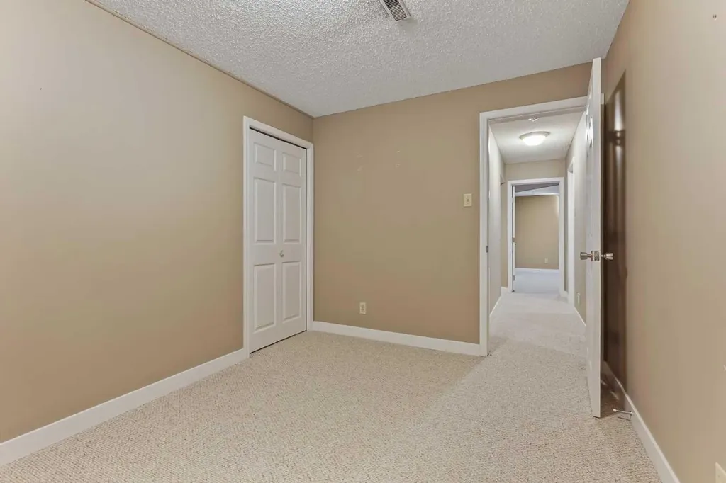 416 7 Street N Picture Butte AB T0K 1V0