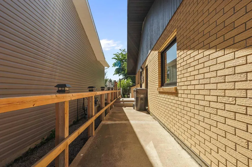 416 7 Street N Picture Butte AB T0K 1V0