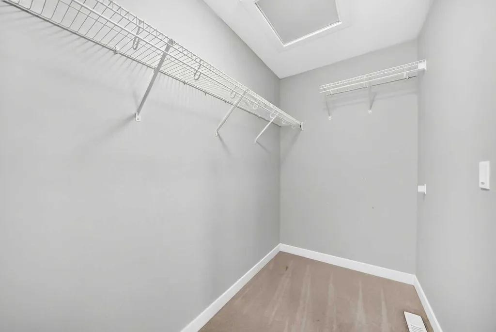 110 Crestbrook Way SW Calgary AB T3B 6H1