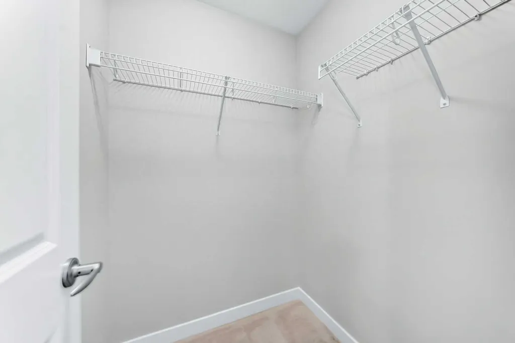 110 Crestbrook Way SW Calgary AB T3B 6H1