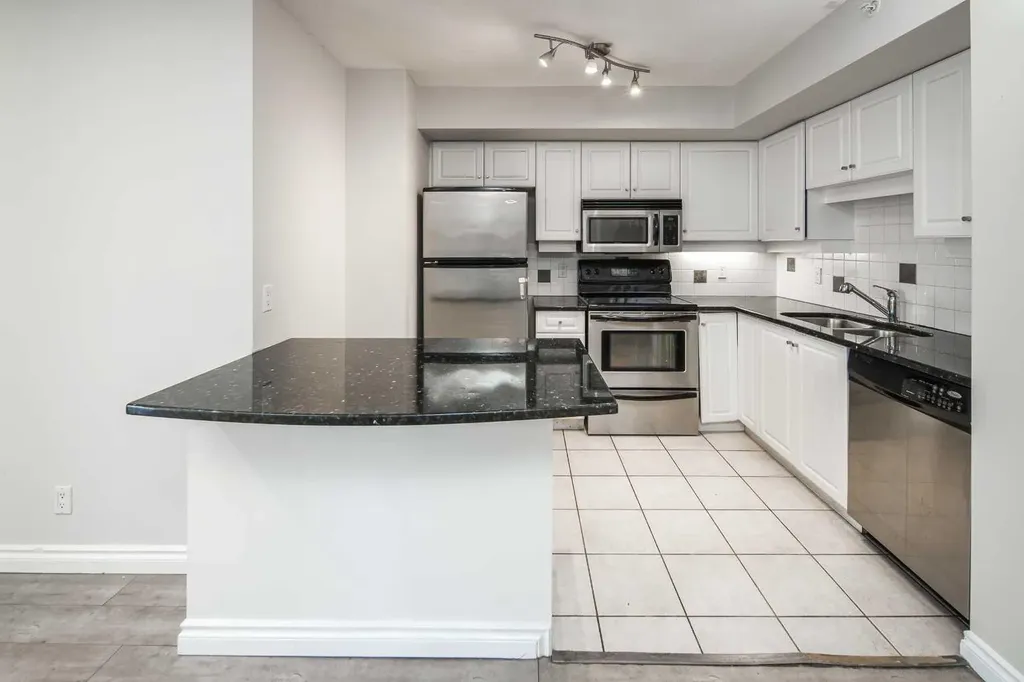 650 10 Street SW Calgary AB T2P 5G4