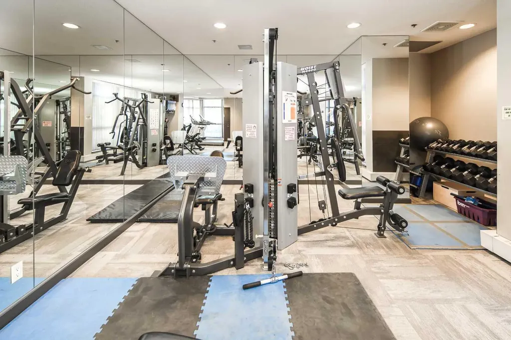 650 10 Street SW Calgary AB T2P 5G4