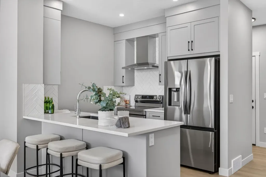 2278 Bayview Drive SW Airdrie AB T4B 5N6