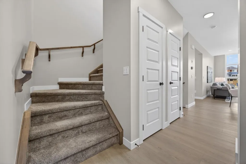 2278 Bayview Drive SW Airdrie AB T4B 5N6