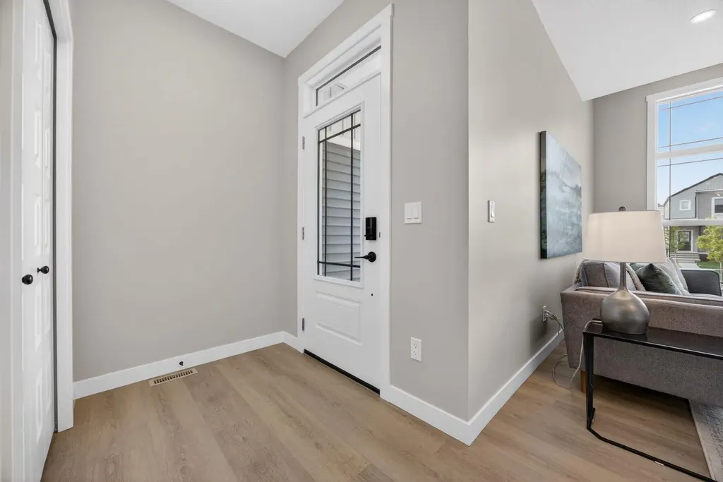 2278 Bayview Drive SW Airdrie AB T4B 5N6