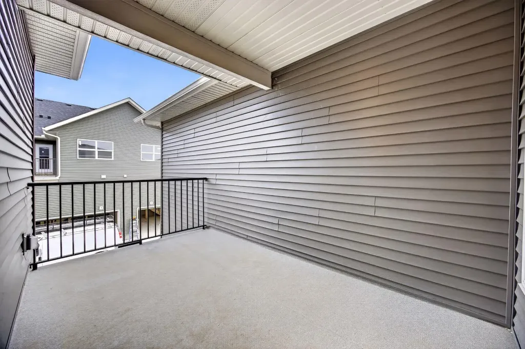 2278 Bayview Drive SW Airdrie AB T4B 5N6