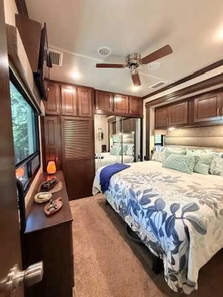 5230 Highway 27 Trail Sundre AB T0M 1X0