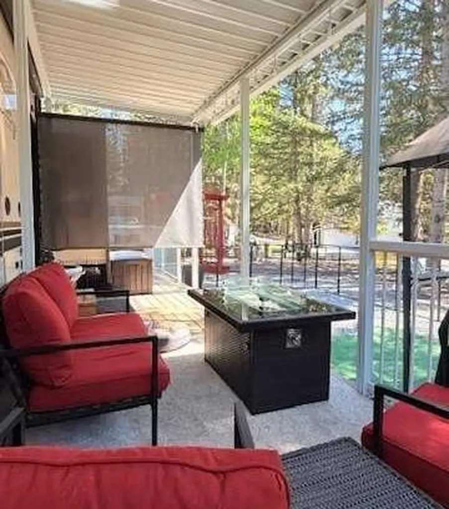 5230 Highway 27 Trail Sundre AB T0M 1X0