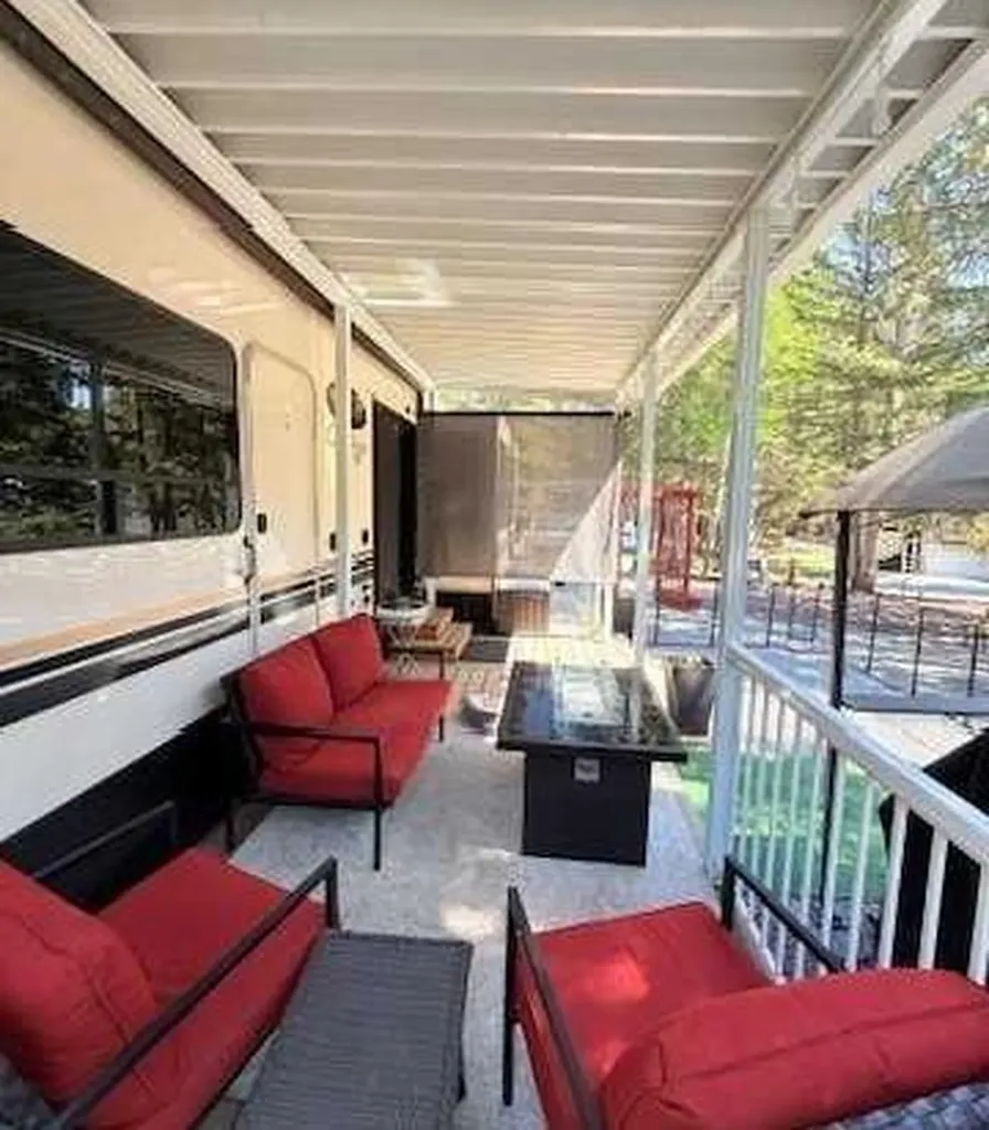 5230 Highway 27 Trail Sundre AB T0M 1X0
