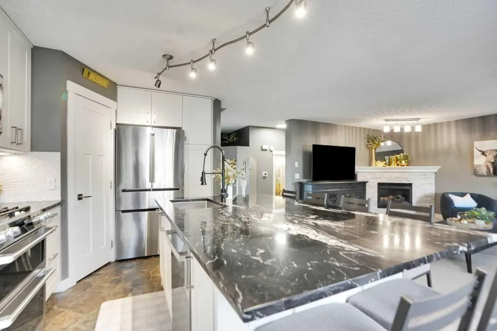 179 Harvest Park Terrace NE Calgary AB T3K 4W1