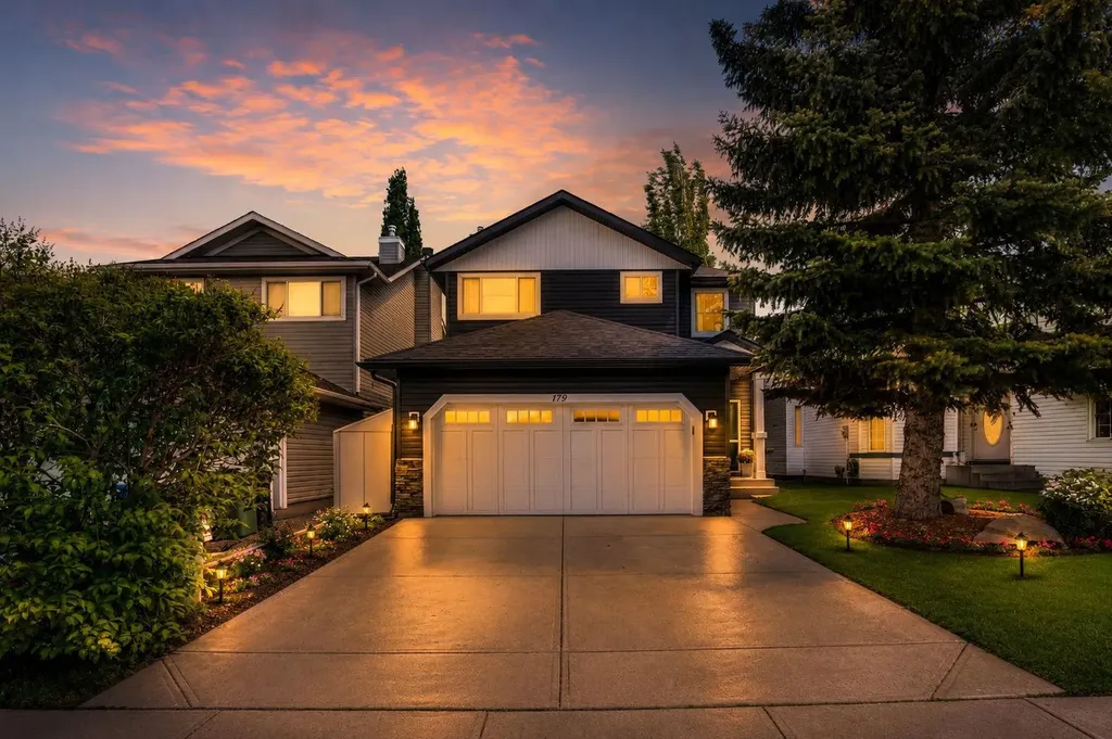 179 Harvest Park Terrace NE Calgary AB T3K 4W1