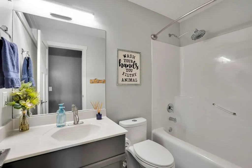 179 Harvest Park Terrace NE Calgary AB T3K 4W1