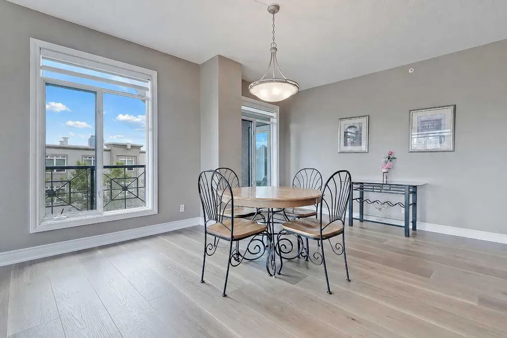 4 14 Street NW Calgary AB T2N 1Z4