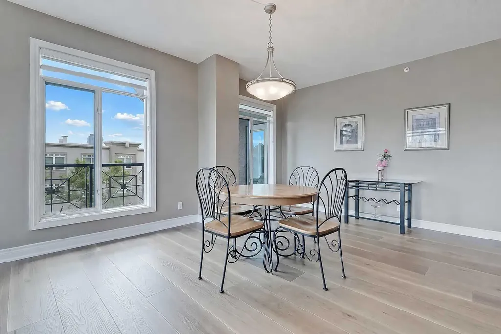4 14 Street NW Calgary AB T2N 1Z4