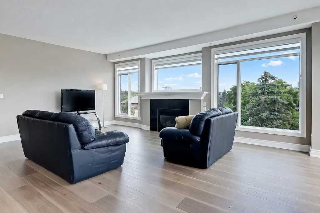 4 14 Street NW Calgary AB T2N 1Z4