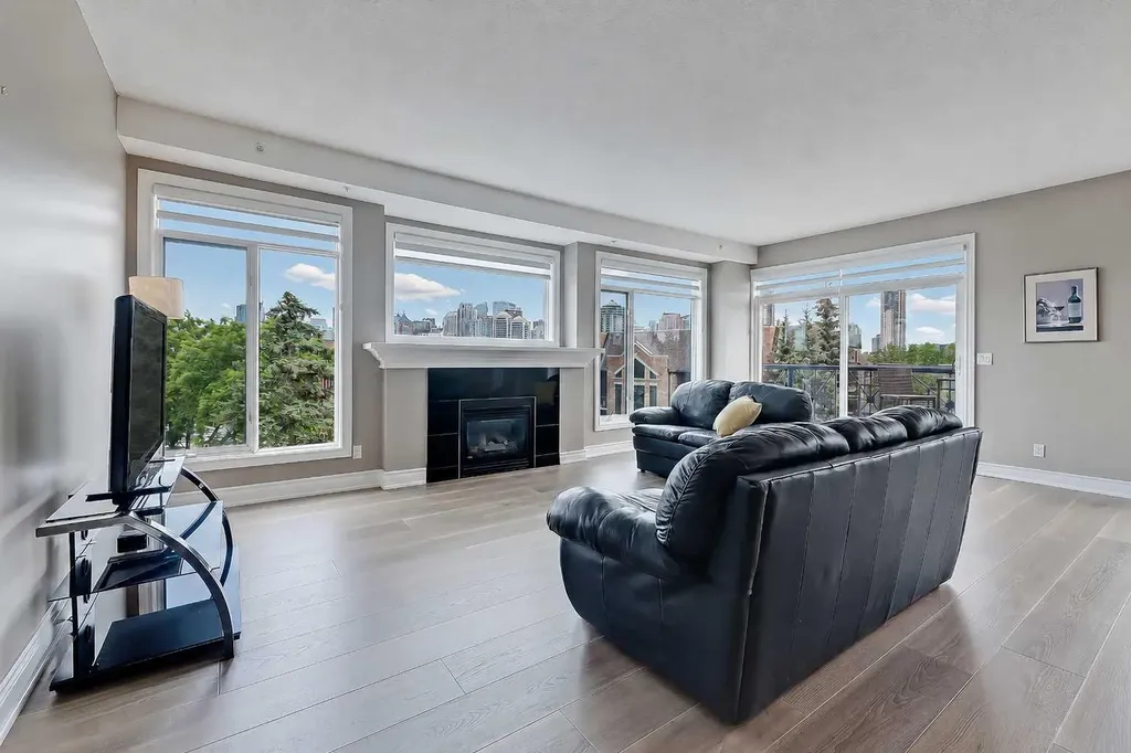 4 14 Street NW Calgary AB T2N 1Z4