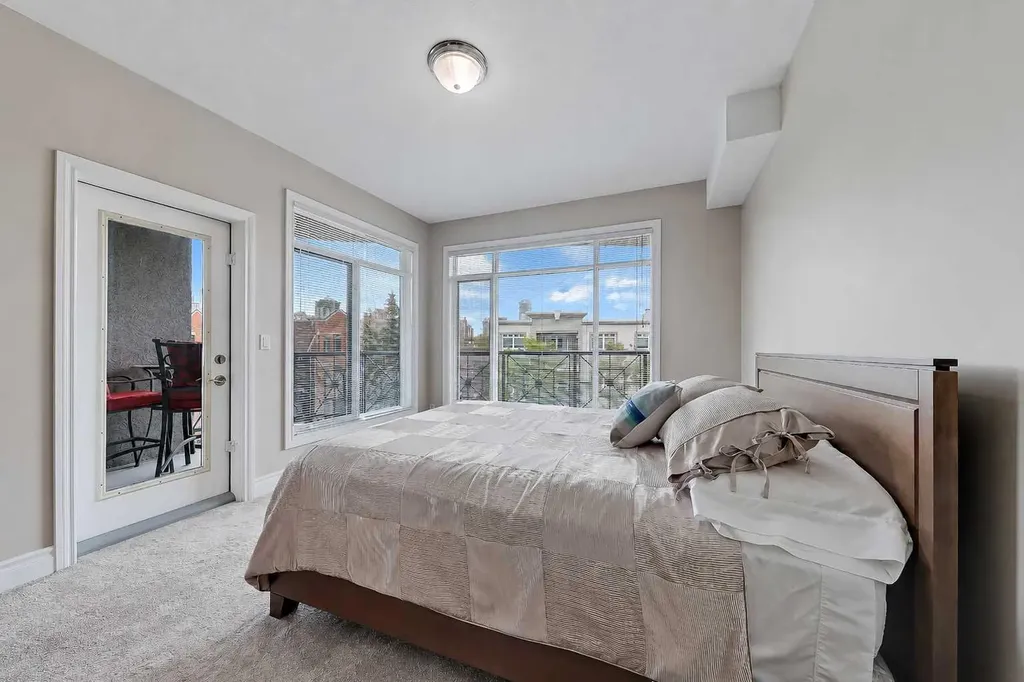 4 14 Street NW Calgary AB T2N 1Z4