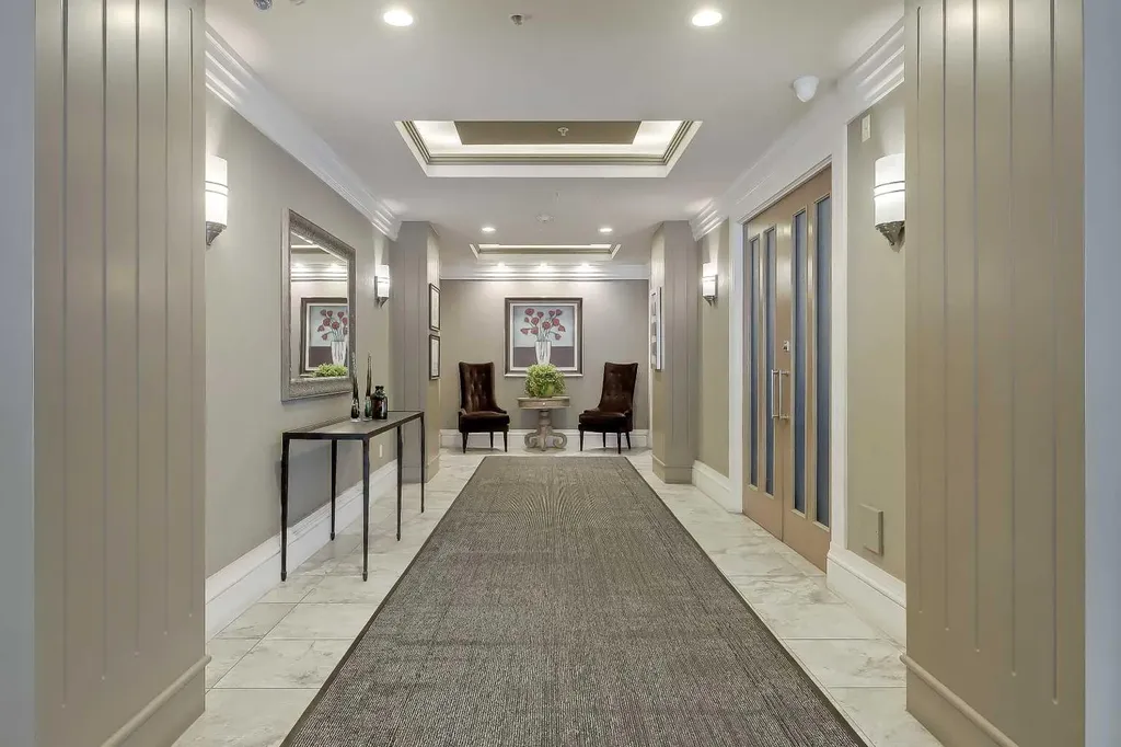 4 14 Street NW Calgary AB T2N 1Z4