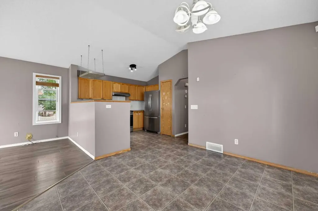 171 Saddlemont Crescent NE Calgary AB T3J 4R6