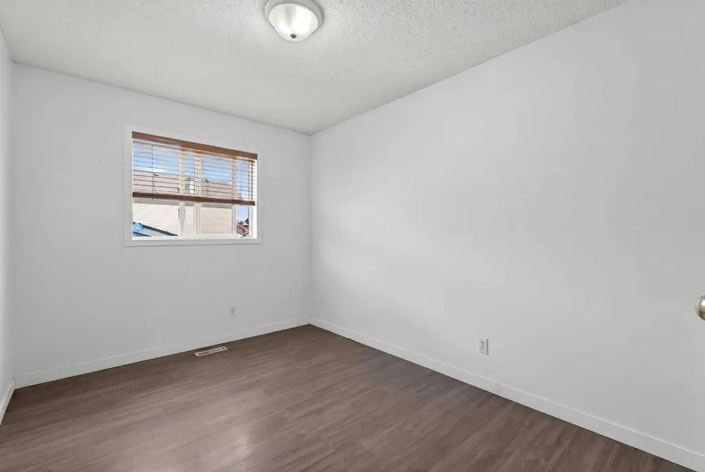 171 Saddlemont Crescent NE Calgary AB T3J 4R6