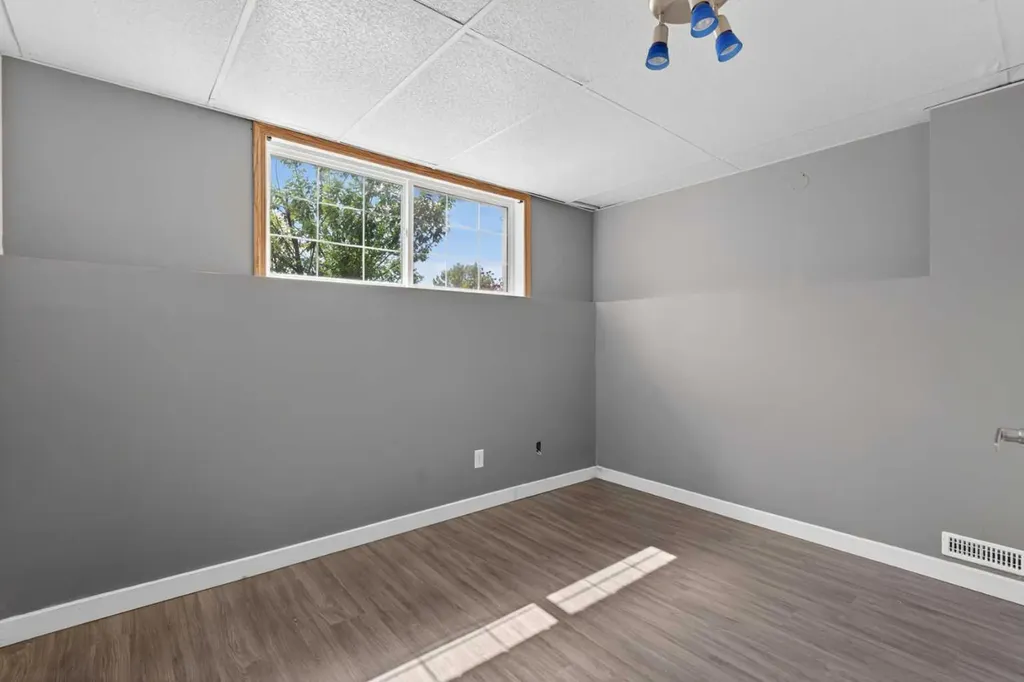 171 Saddlemont Crescent NE Calgary AB T3J 4R6