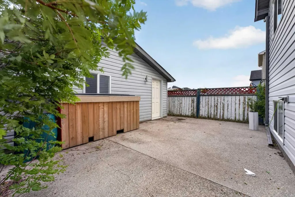171 Saddlemont Crescent NE Calgary AB T3J 4R6