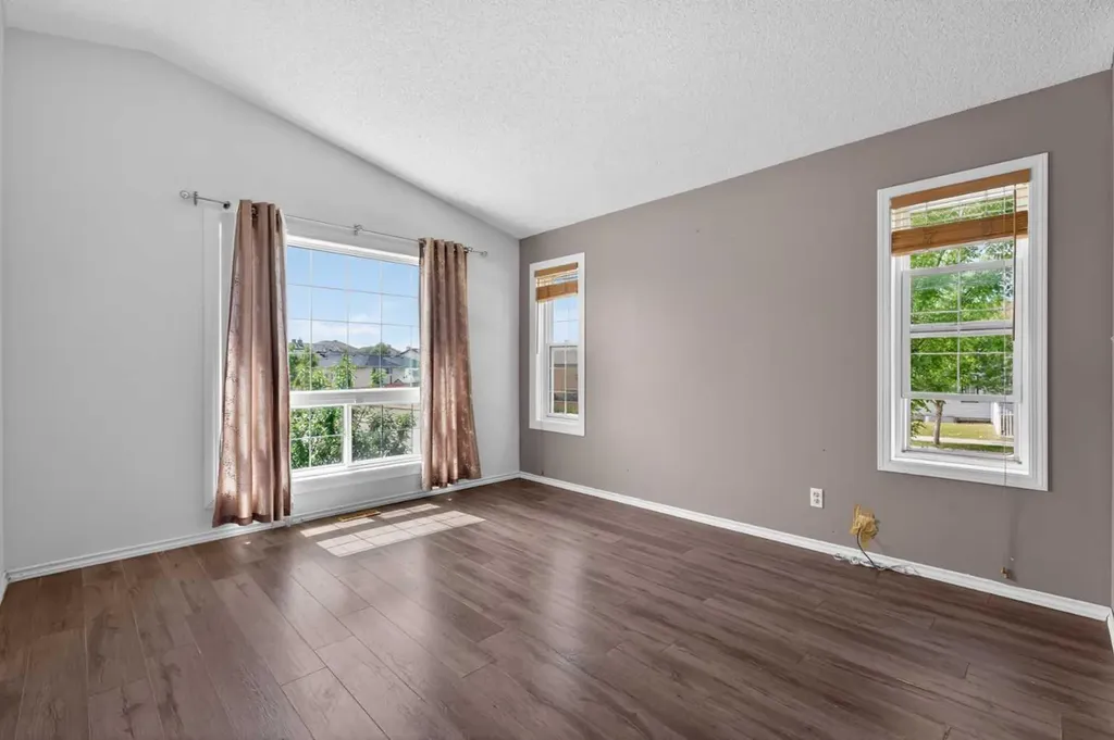 171 Saddlemont Crescent NE Calgary AB T3J 4R6