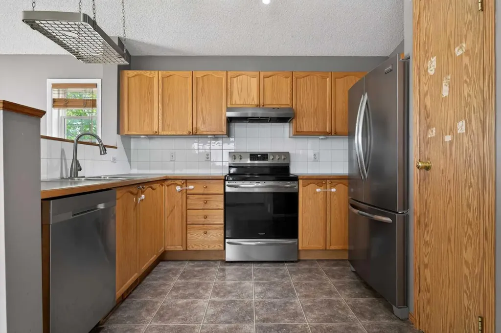 171 Saddlemont Crescent NE Calgary AB T3J 4R6