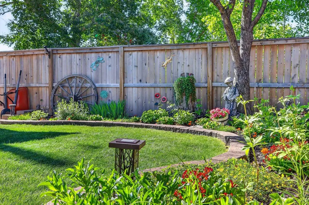 152 Maddock Way NE Calgary AB T2A3X3