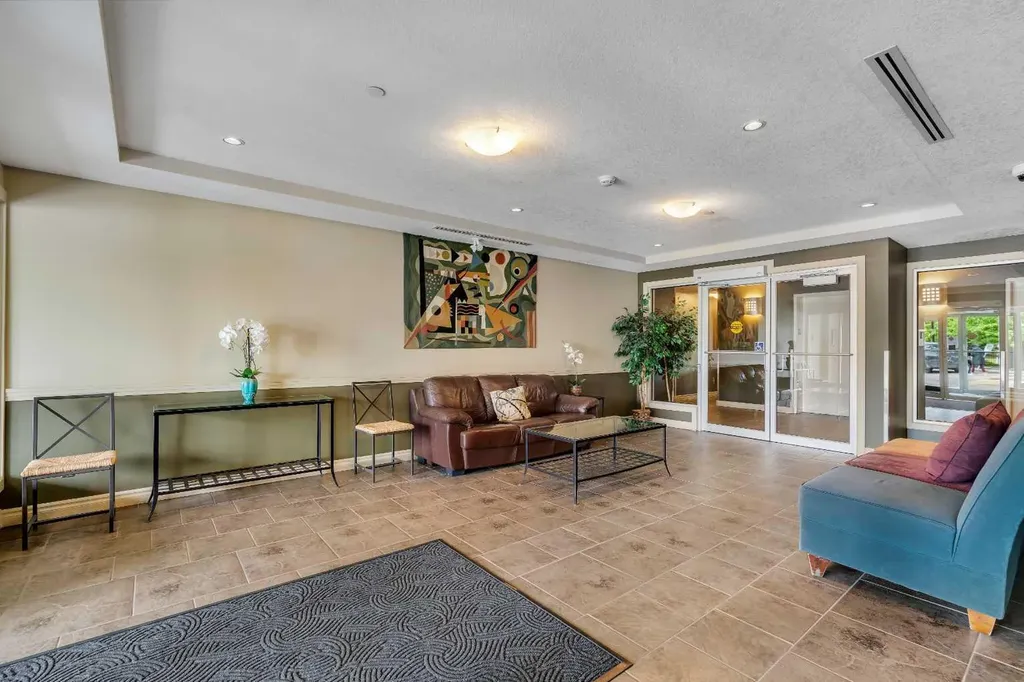 3111 34 Avenue NW Calgary AB T2N 4V8